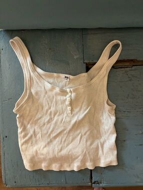 Uniqlo Cream Ribbed Button-Front Crop Tank